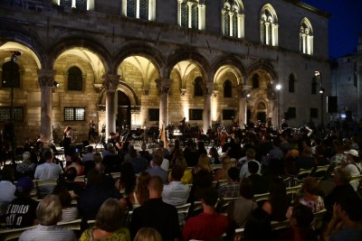 DSO koncert ispred Dvora 5.7.2022. by HC 18.JPG